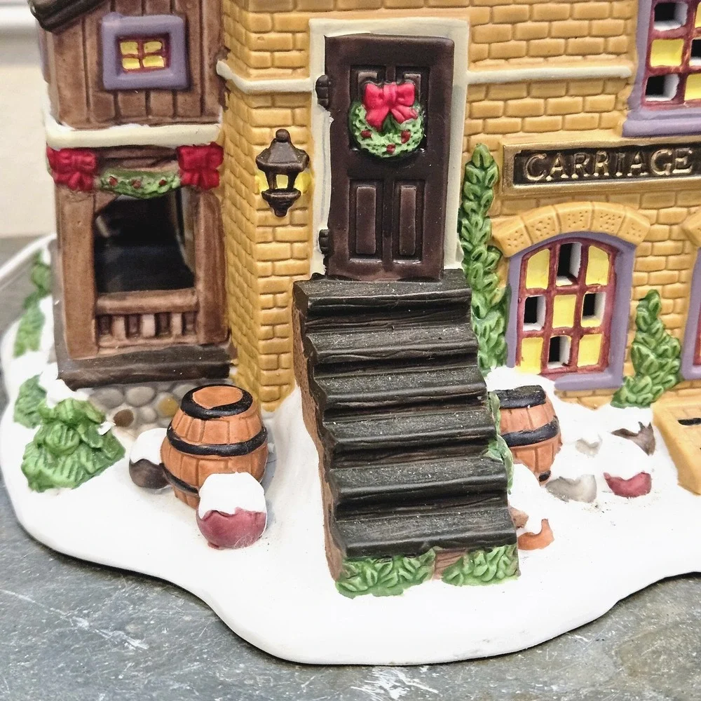 Carole Towne Carriage Maker 2002 •Lighted Shop w/ Cord •Lemax Manufactured • Box
